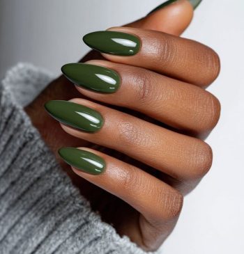 Classic Manicure and Pedicure Package​
